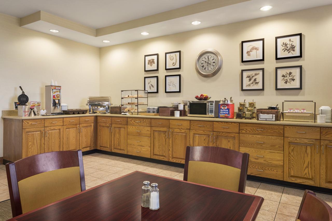 Country Inn & Suites By Radisson, Findlay, OH - thumb 21
