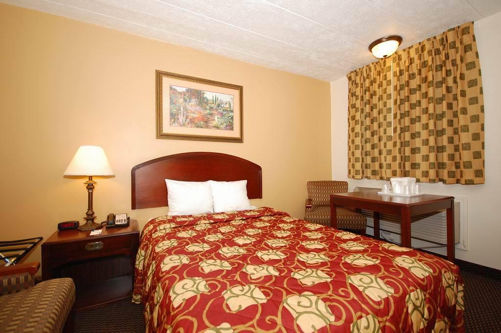 Wolf Inn Hotel - thumb 13