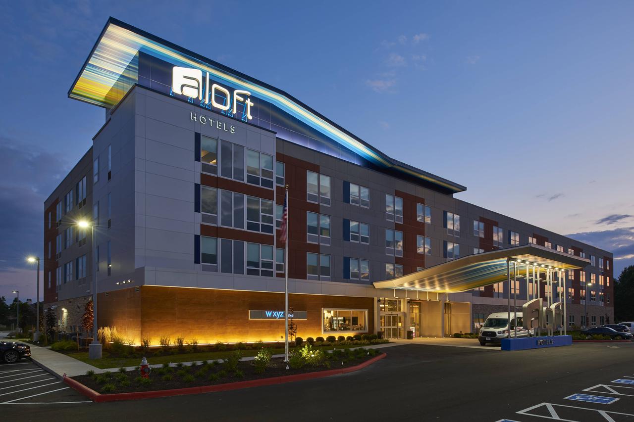Aloft Cleveland Airport - thumb 22