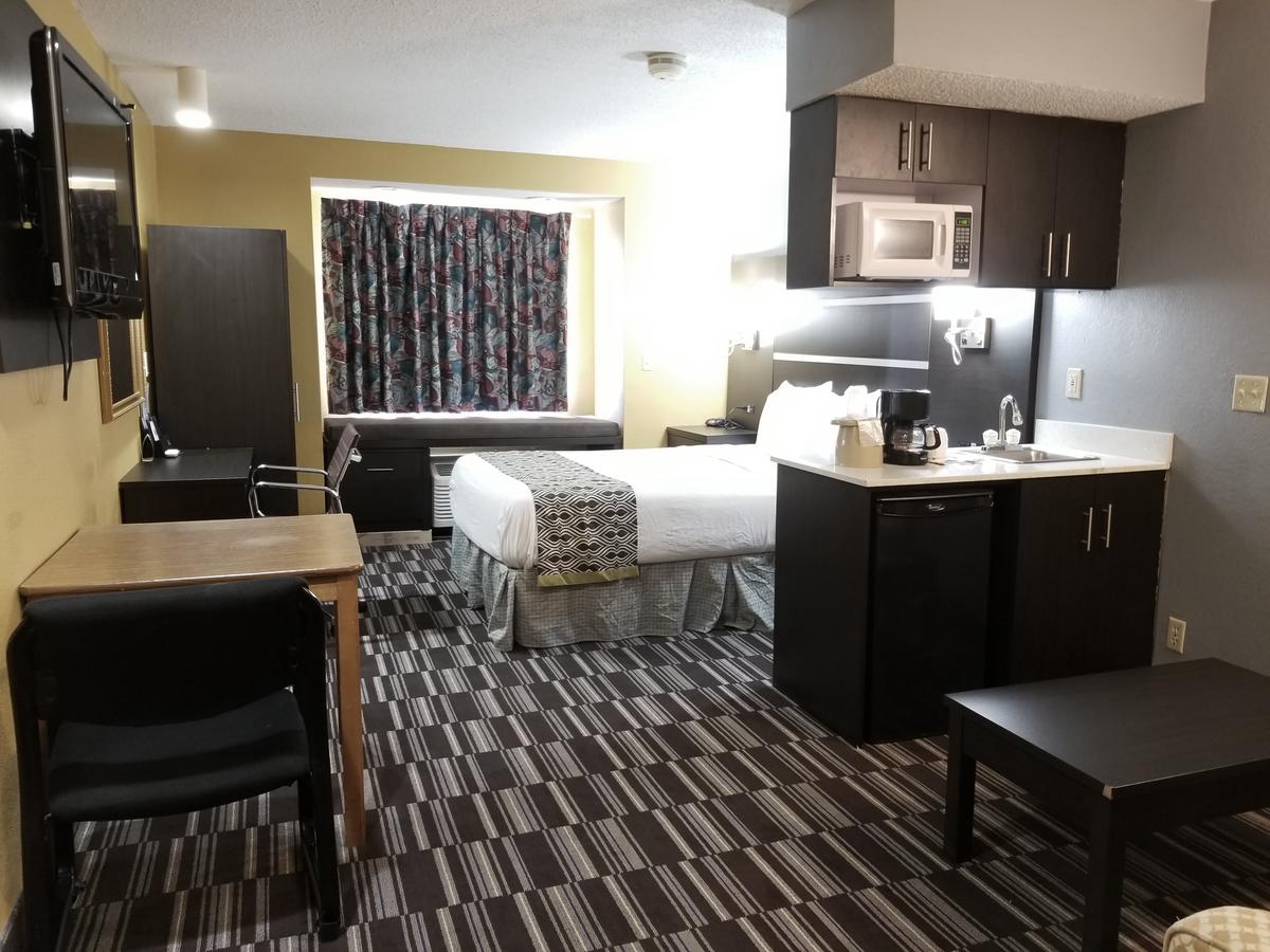 Microtel Inn & Suites By Wyndham Riverside - thumb 0