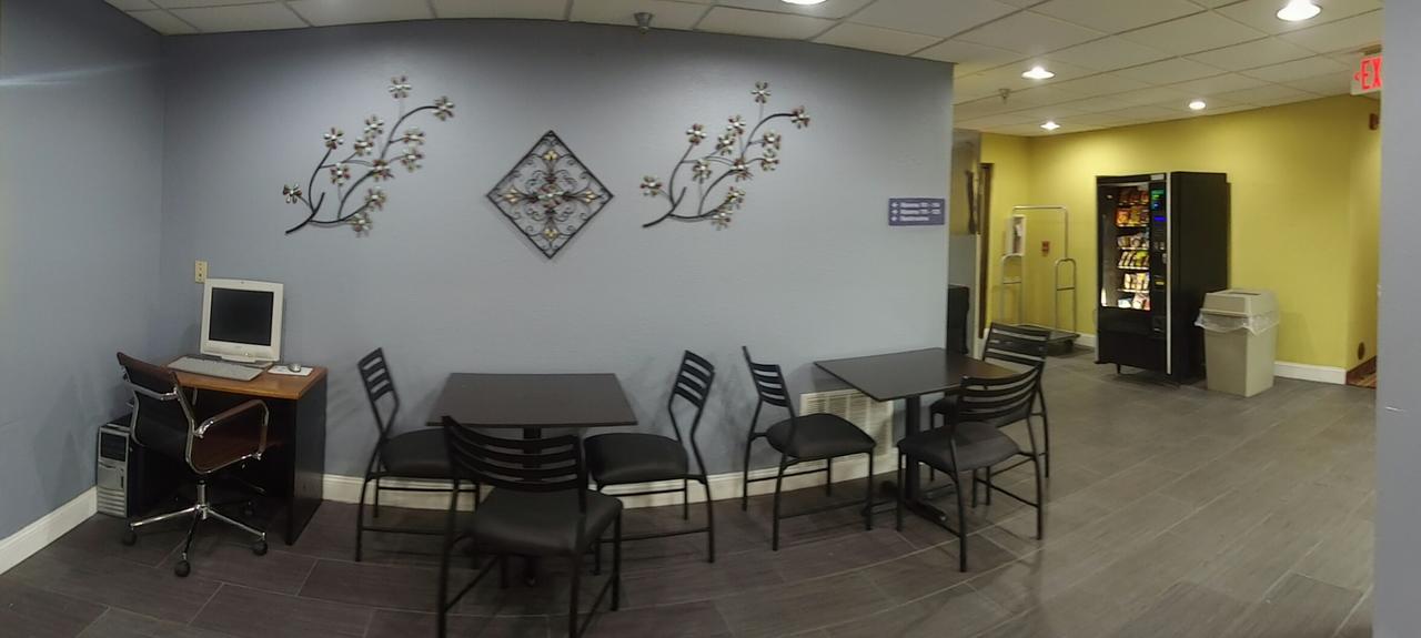 Microtel Inn & Suites By Wyndham Riverside - thumb 17
