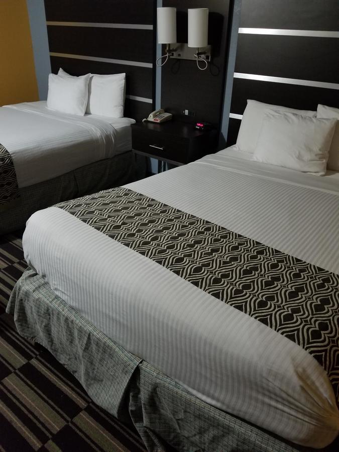 Microtel Inn & Suites By Wyndham Riverside - thumb 18