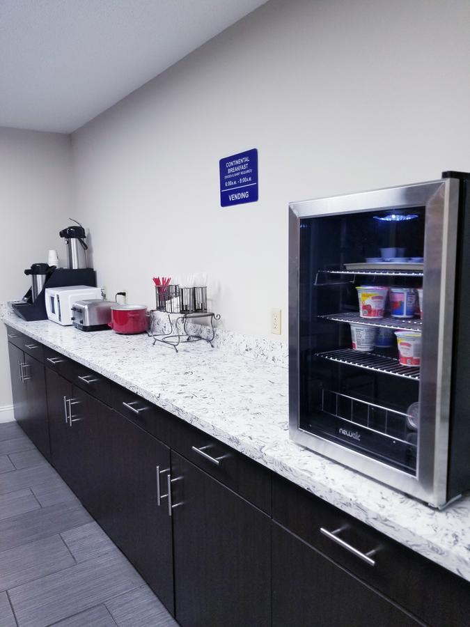 Microtel Inn & Suites By Wyndham Riverside - thumb 3