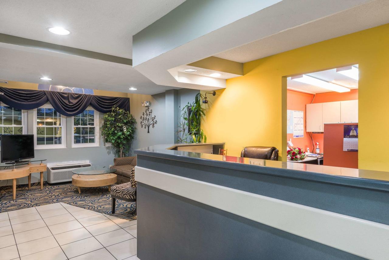 Microtel Inn & Suites By Wyndham Riverside - thumb 23