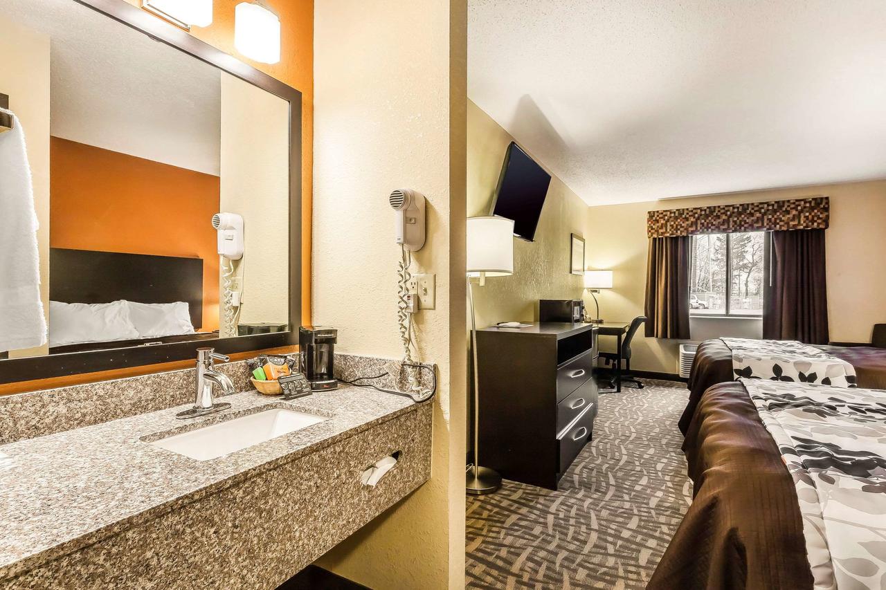 Quality Inn-Wooster - thumb 25