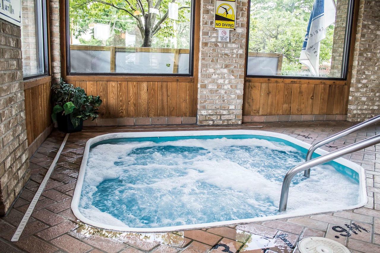 Quality Inn-Wooster - thumb 28