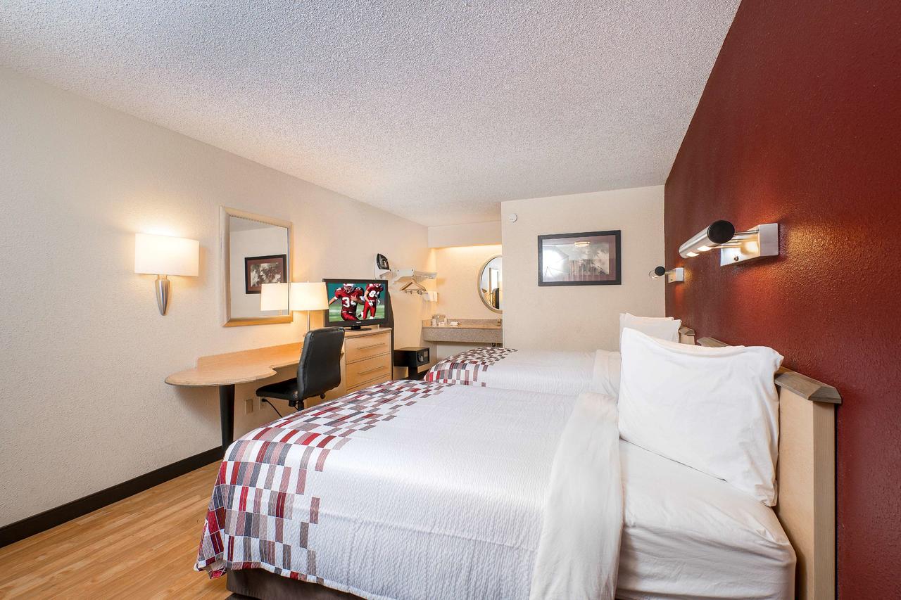 Red Roof Inn Cleveland Airport - Middleburg Heights - thumb 16