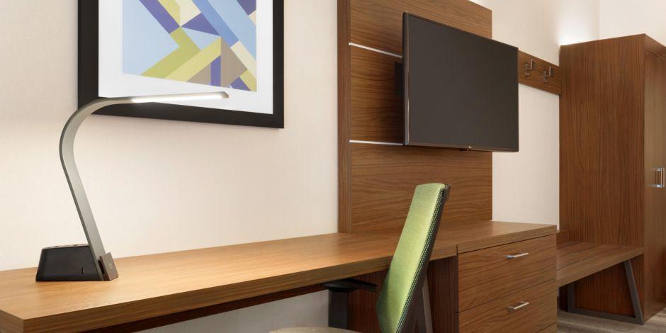 Holiday Inn Express & Suites - Cincinnati NE - Red Bank Road - thumb 3