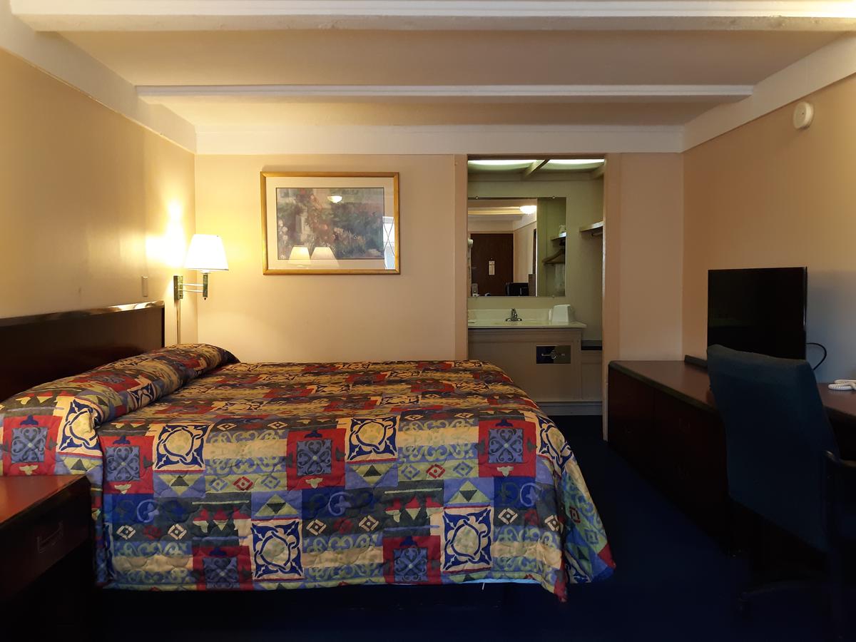 Hotel Wadsworth OH I-76 - thumb 11