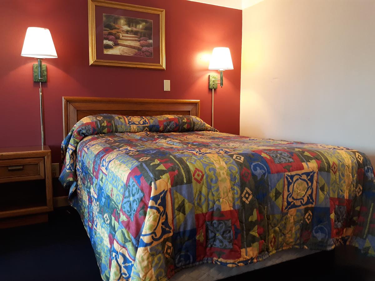 Hotel Wadsworth OH I-76 - thumb 3