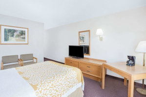 Days Inn By Wyndham Cambridge