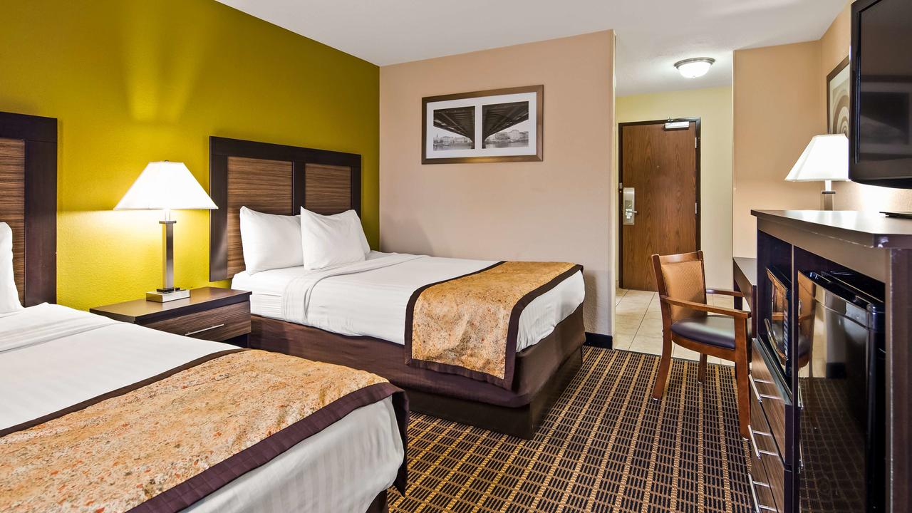 Best Western Adena Inn - thumb 39
