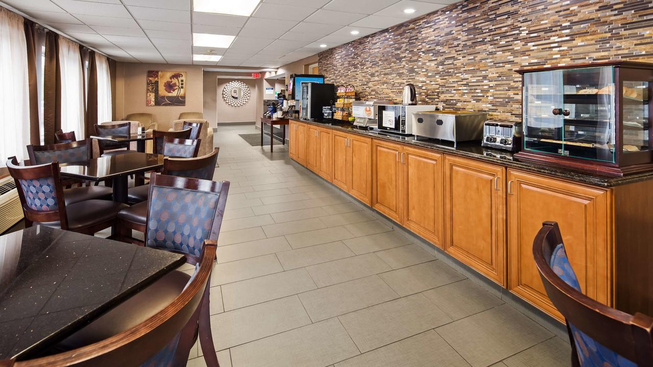 Best Western Adena Inn - thumb 38