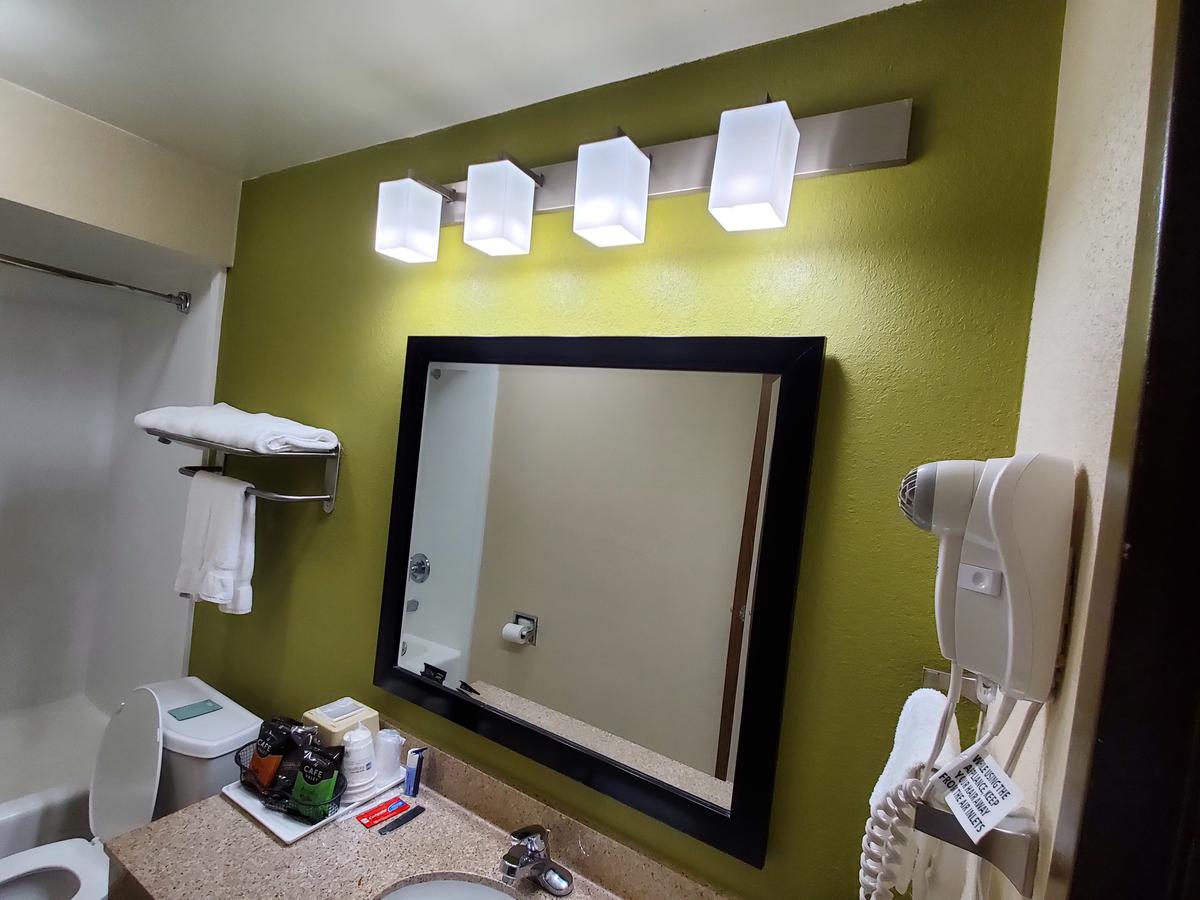 Best Western Adena Inn - thumb 20