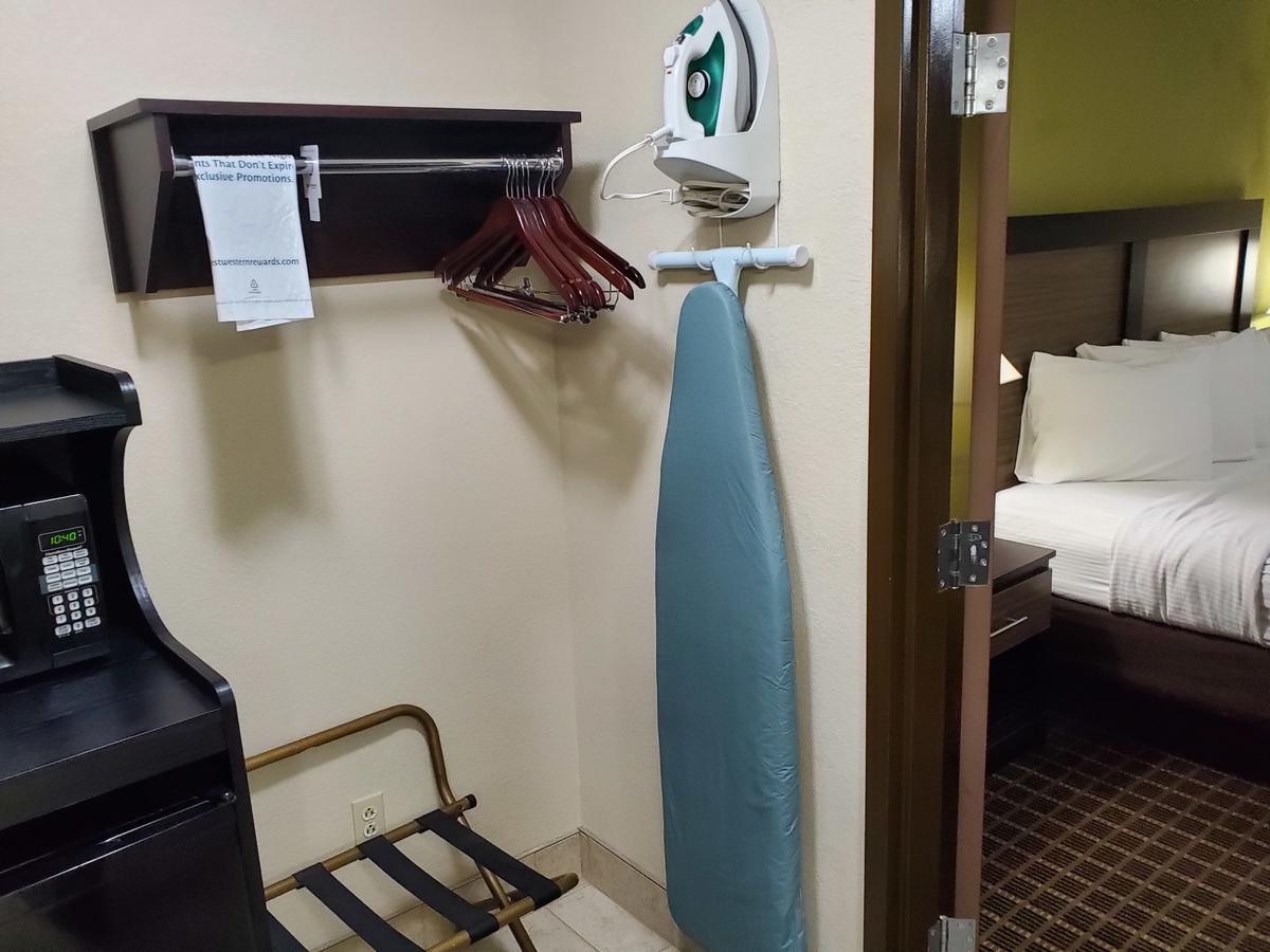 Best Western Adena Inn - thumb 19