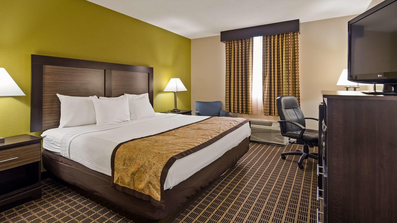Best Western Adena Inn - thumb 30