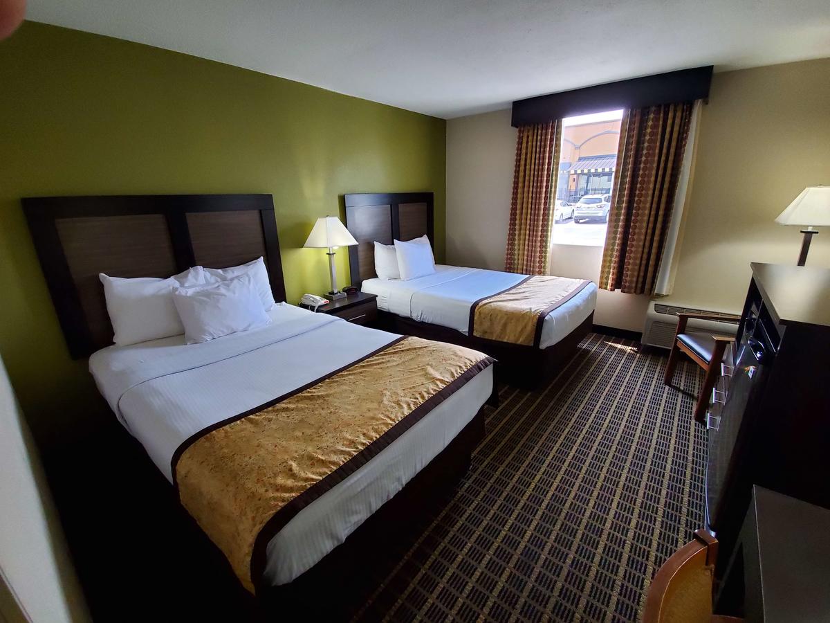 Best Western Adena Inn - thumb 31