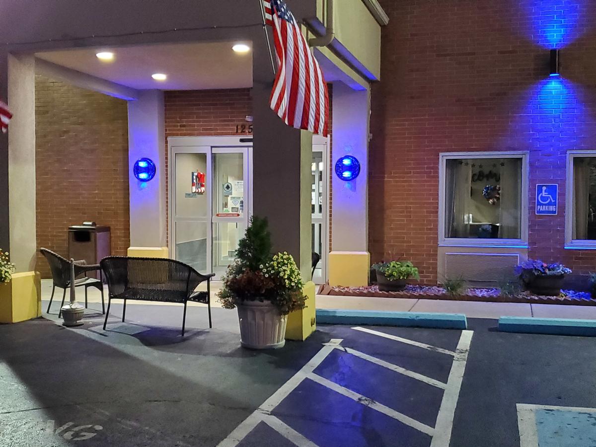 Best Western Adena Inn - thumb 6