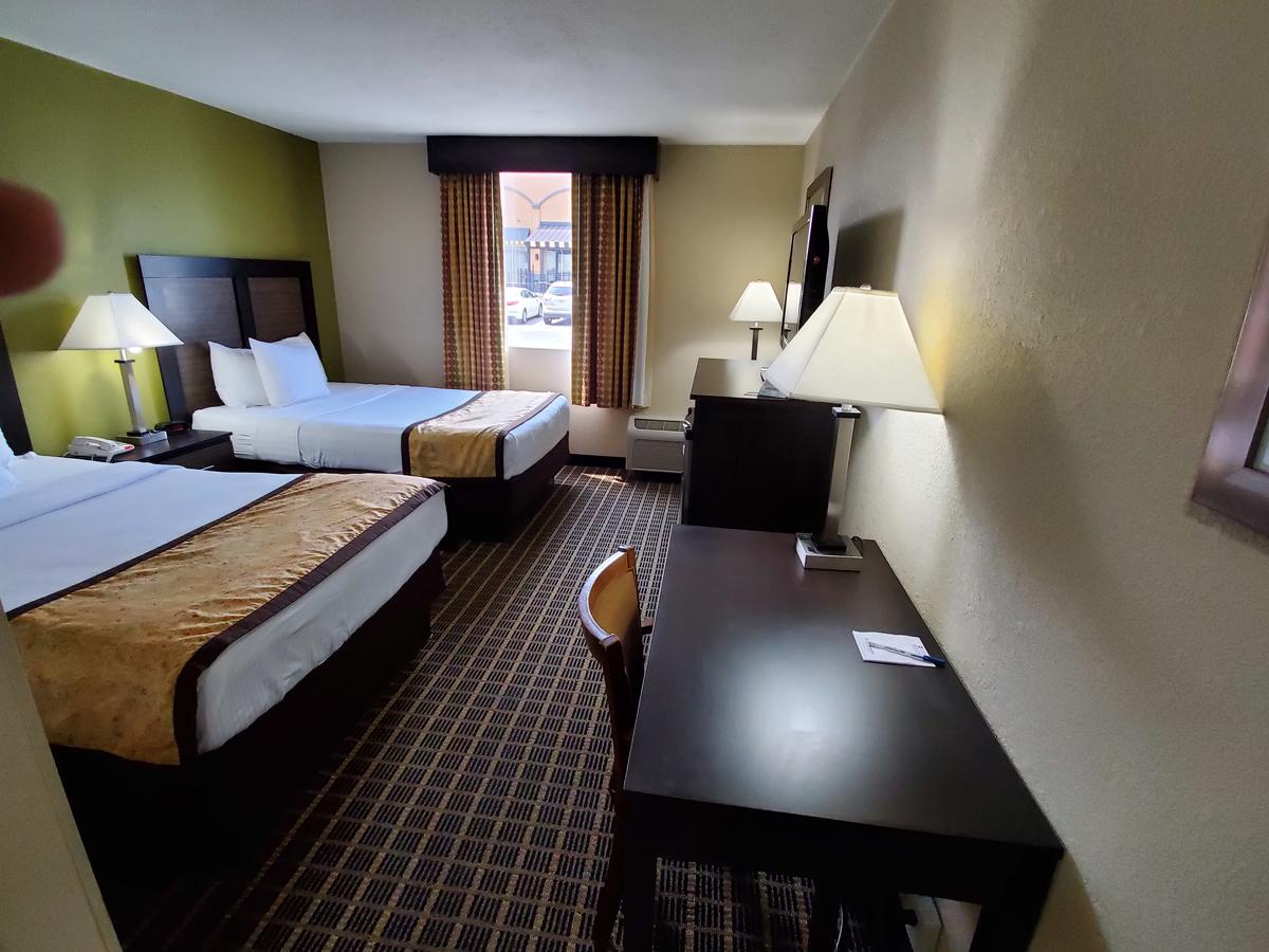 Best Western Adena Inn - thumb 17