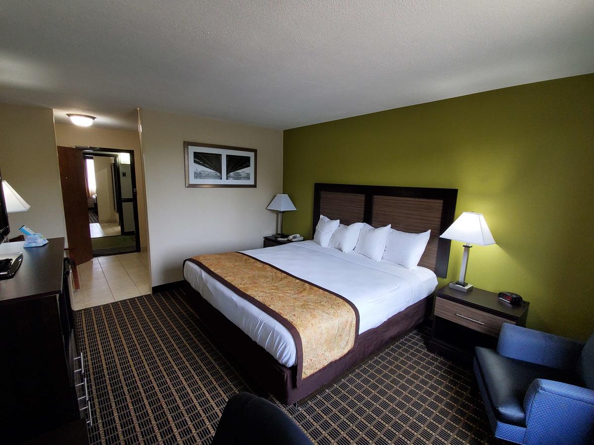 Best Western Adena Inn - thumb 35