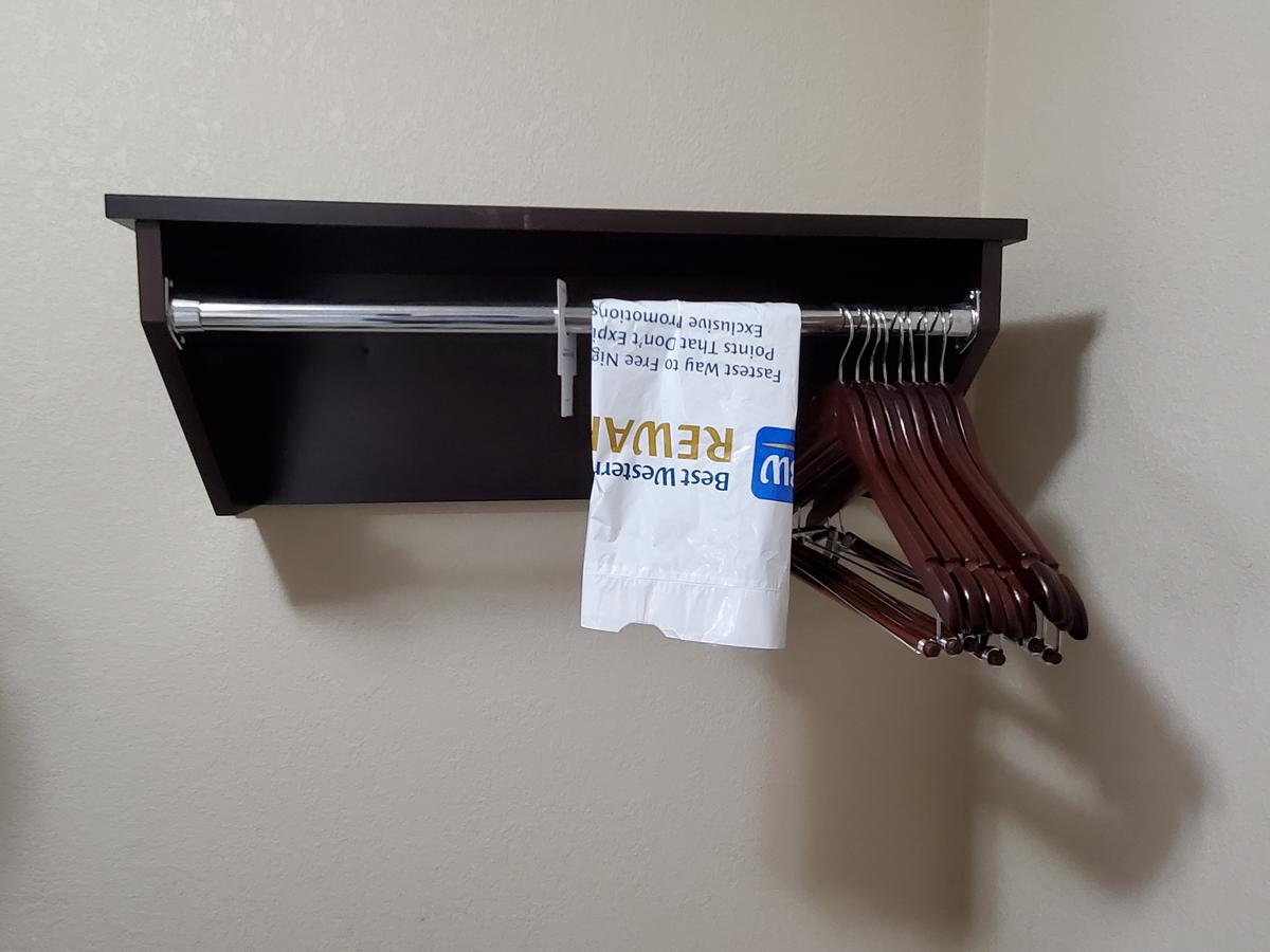 Best Western Adena Inn - thumb 25