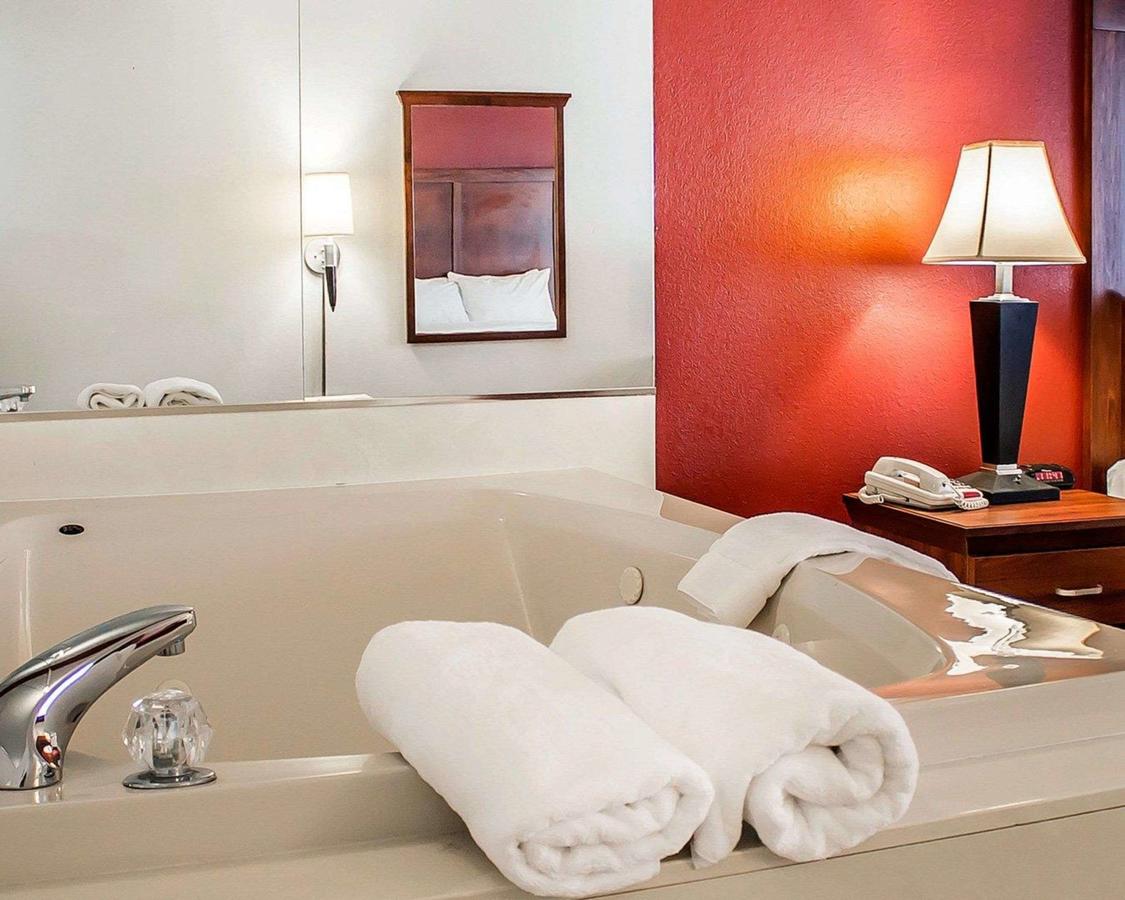 Comfort Inn Lima - thumb 3