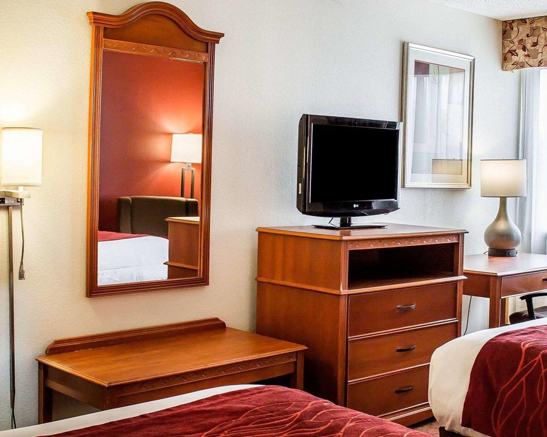 Comfort Inn Lima - thumb 13