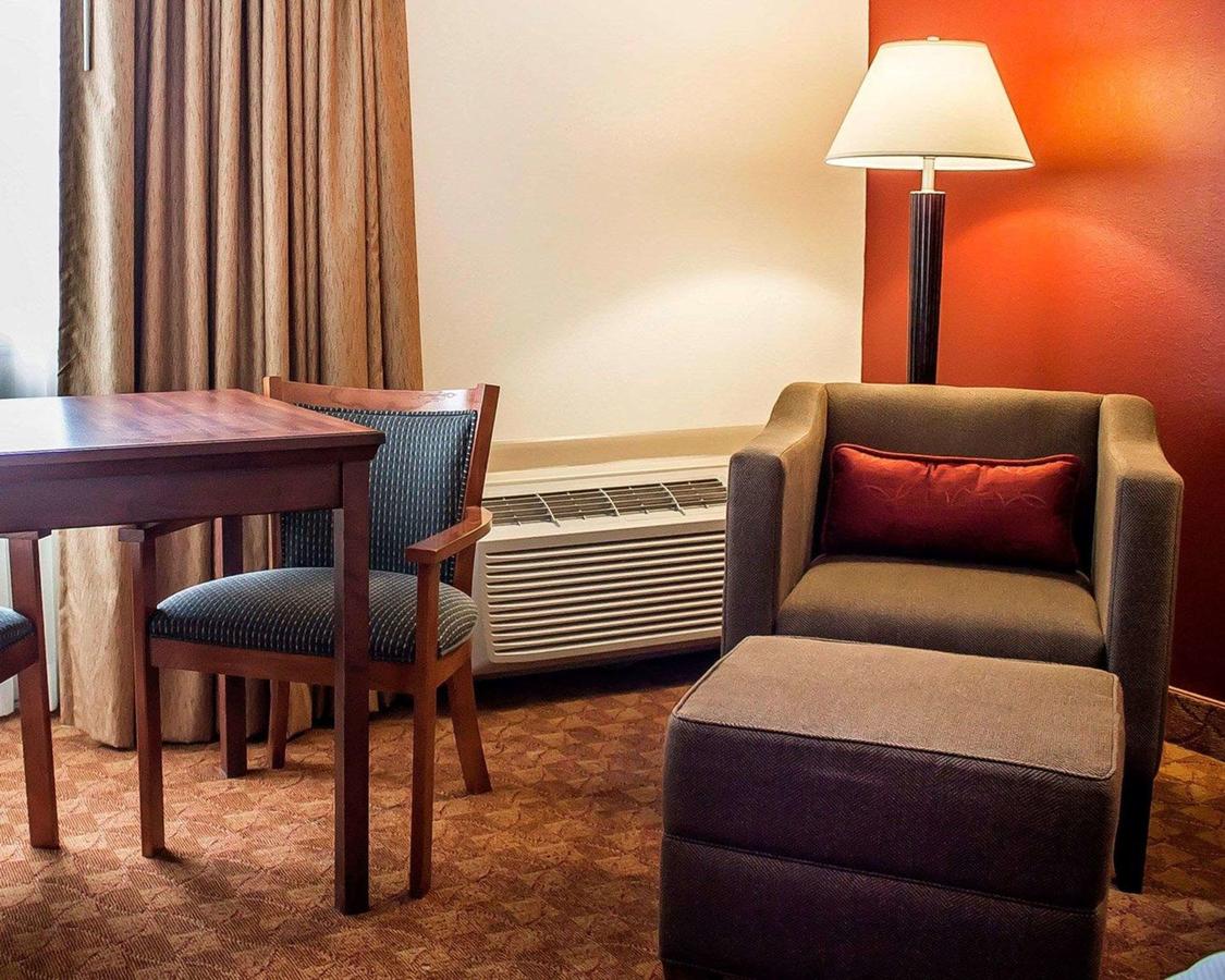 Comfort Inn Lima - thumb 10