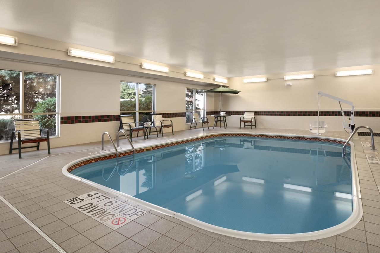 Country Inn & Suites By Radisson, Toledo, OH - thumb 5