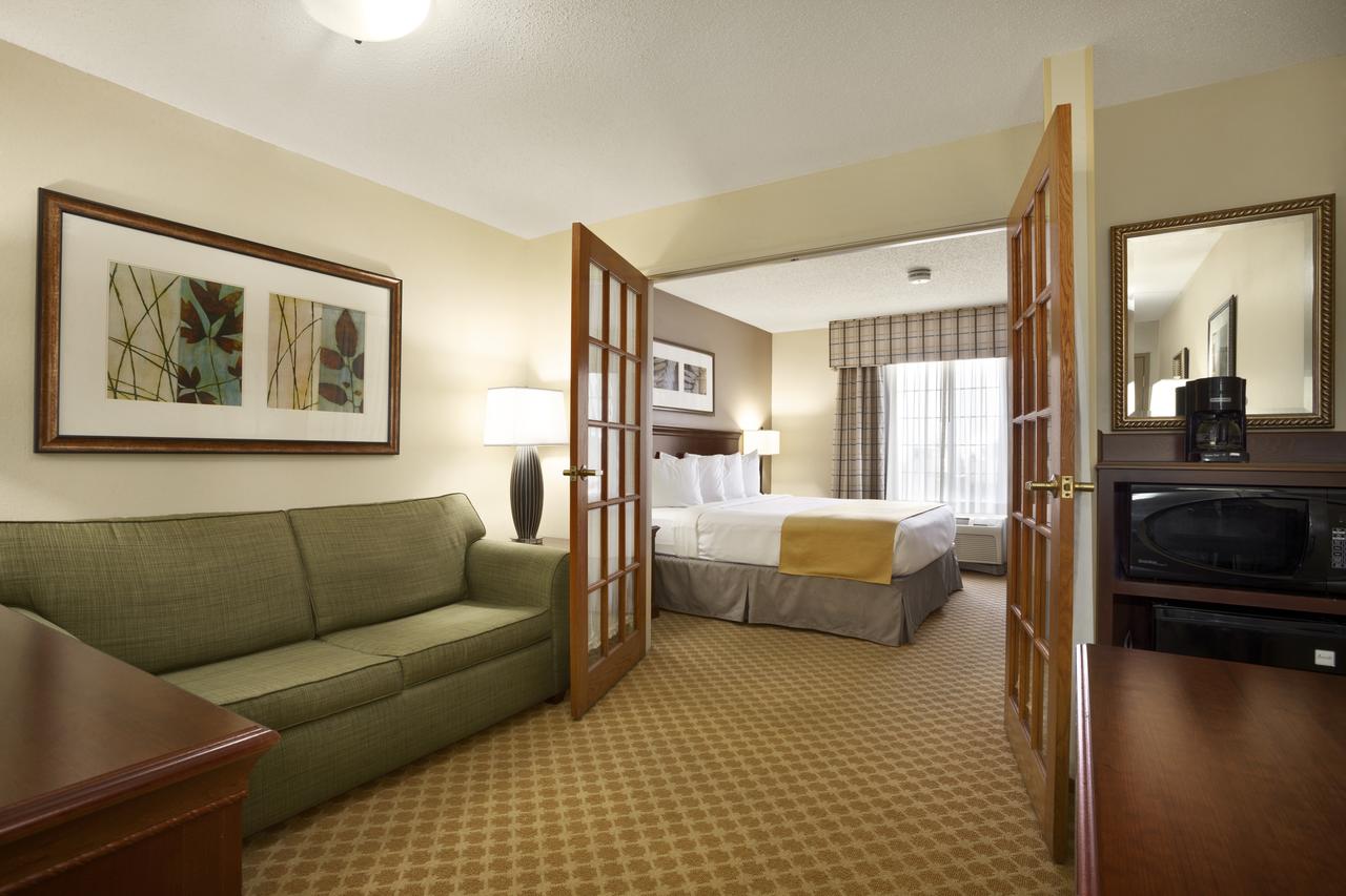 Country Inn & Suites By Radisson, Toledo, OH - thumb 6