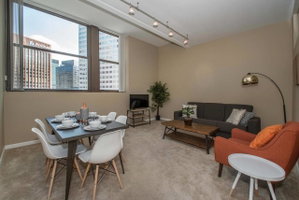 Large 2br/2ba In Prime Downtown Location