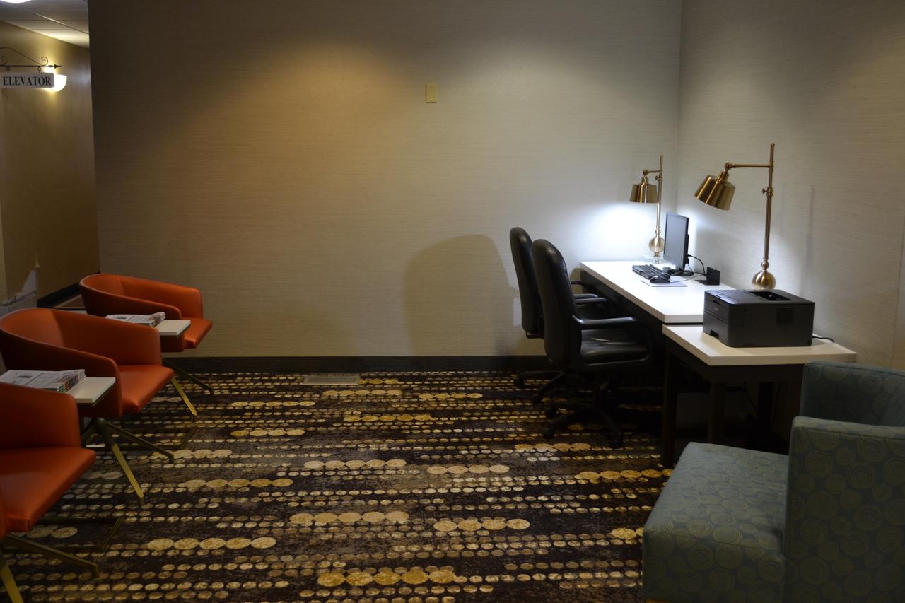 Holiday Inn Express Hotel & Suites Kent State University - thumb 30