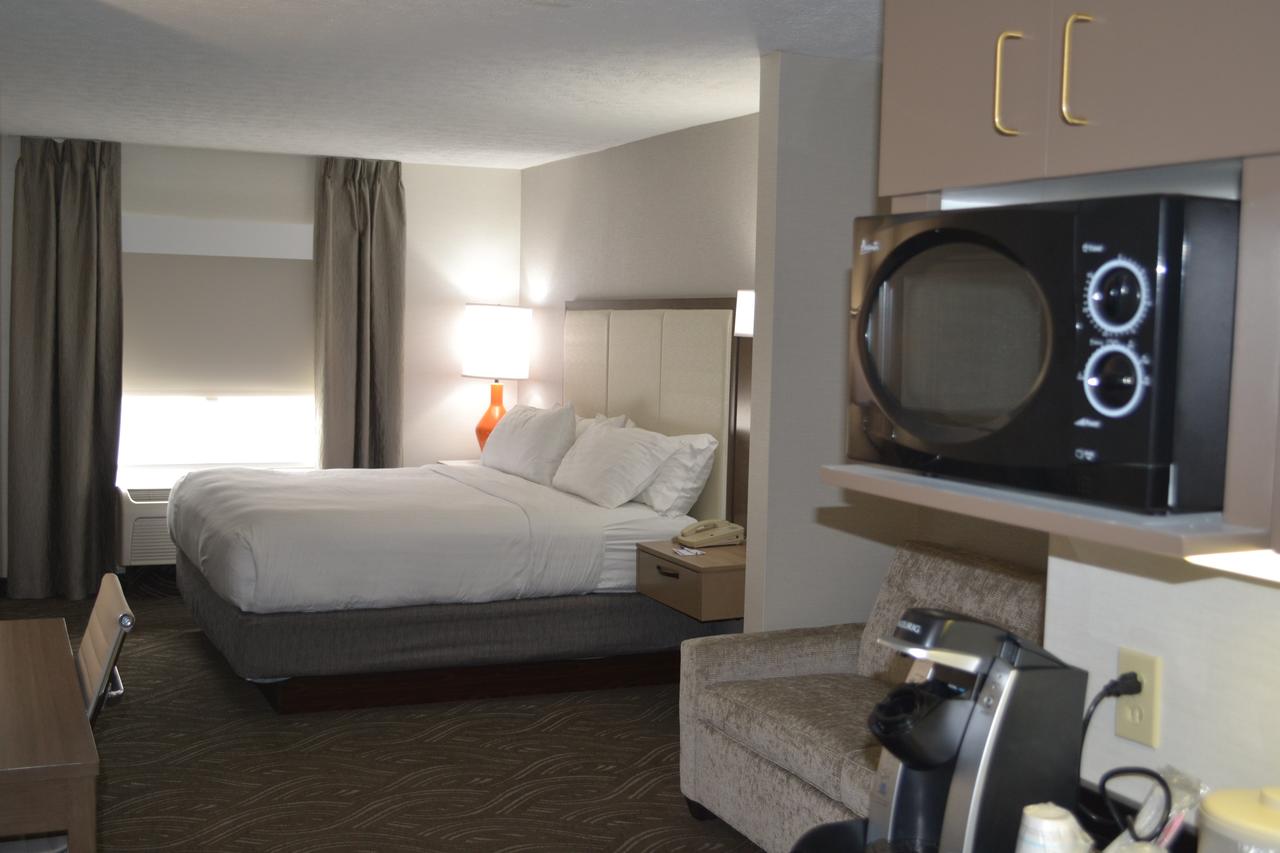Holiday Inn Express Hotel & Suites Kent State University - thumb 23