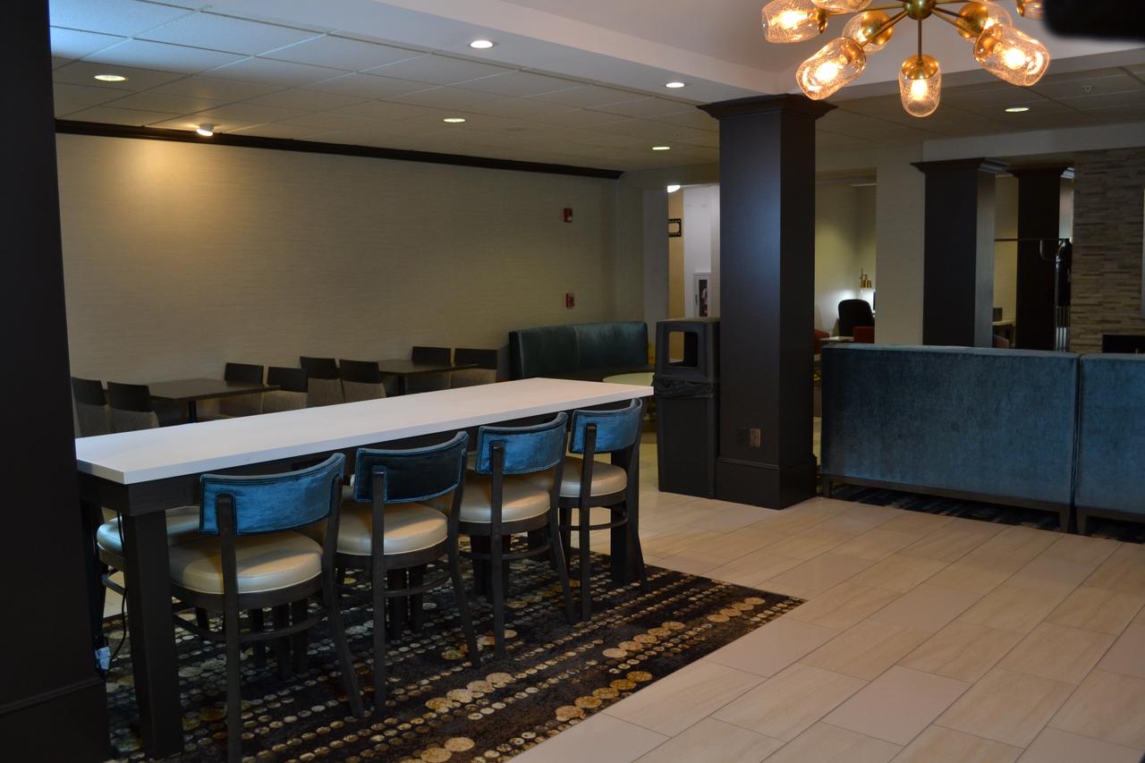 Holiday Inn Express Hotel & Suites Kent State University - thumb 36