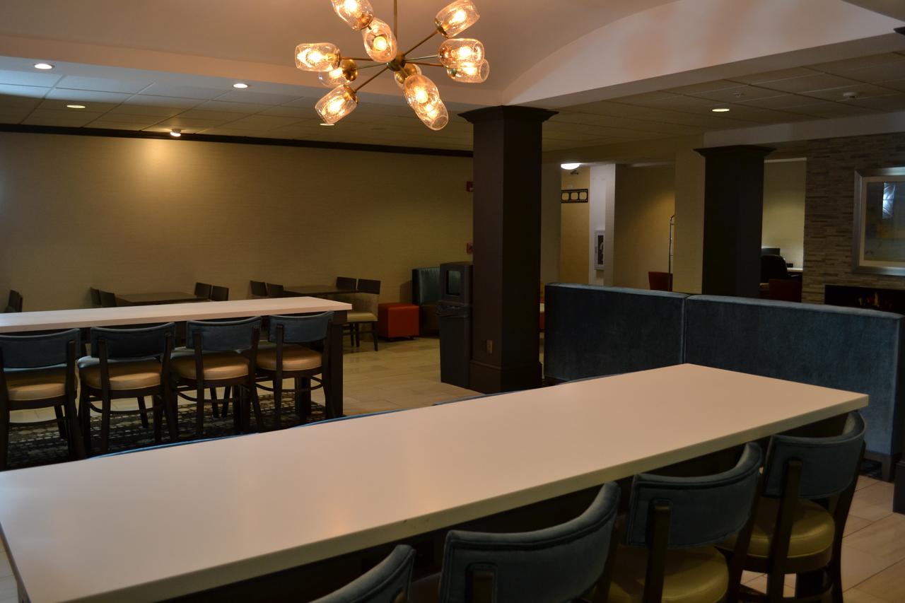 Holiday Inn Express Hotel & Suites Kent State University - thumb 6