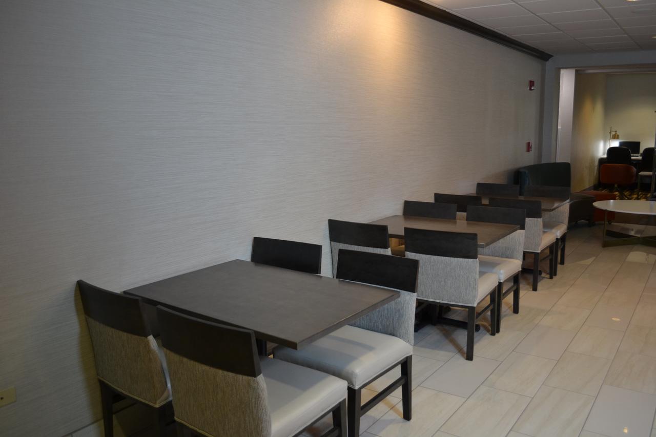 Holiday Inn Express Hotel & Suites Kent State University - thumb 15