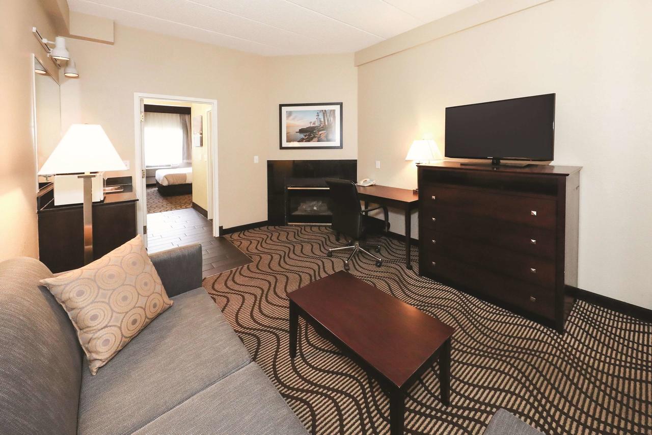La Quinta Inn By Wyndham Sandusky Near Cedar Point - thumb 17