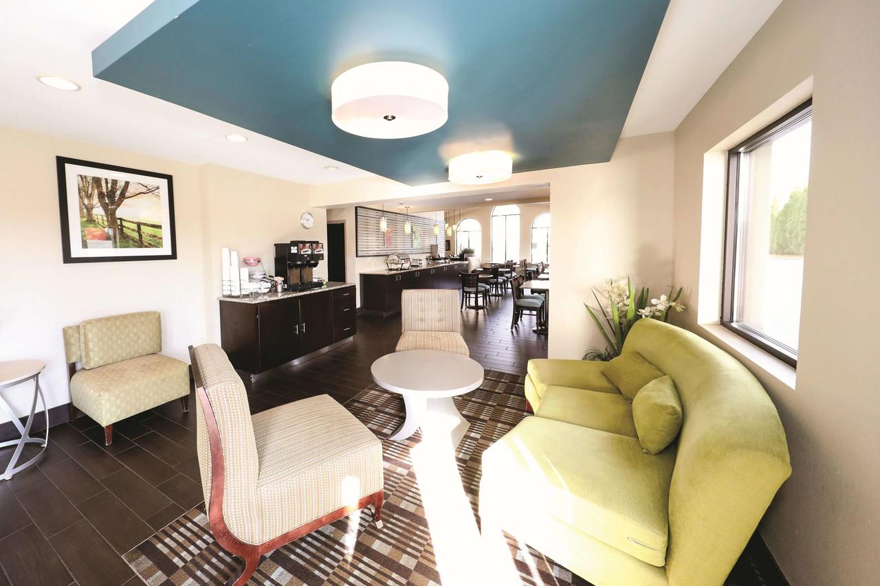 La Quinta Inn By Wyndham Sandusky Near Cedar Point - thumb 21
