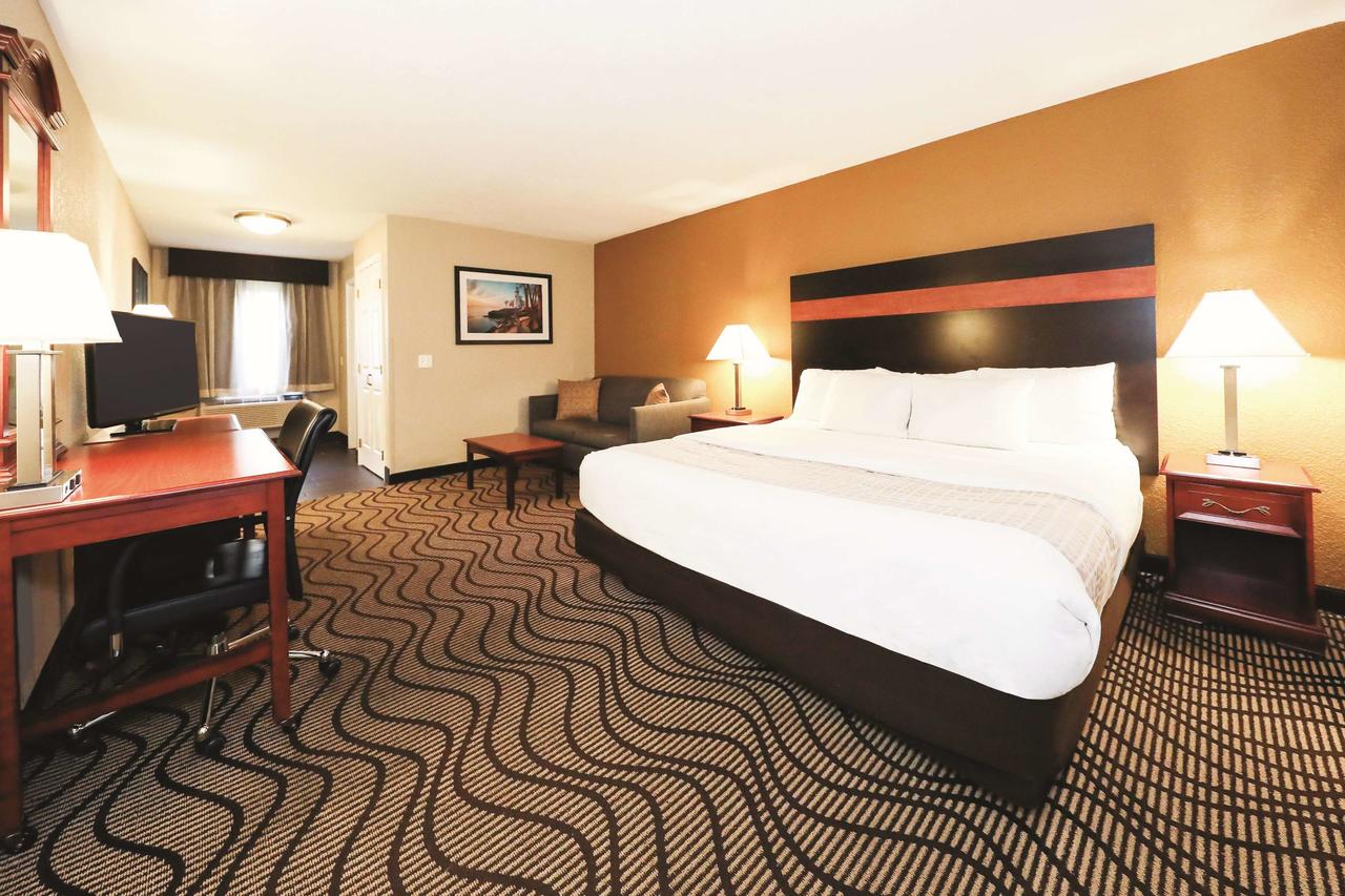 La Quinta Inn By Wyndham Sandusky Near Cedar Point - thumb 23