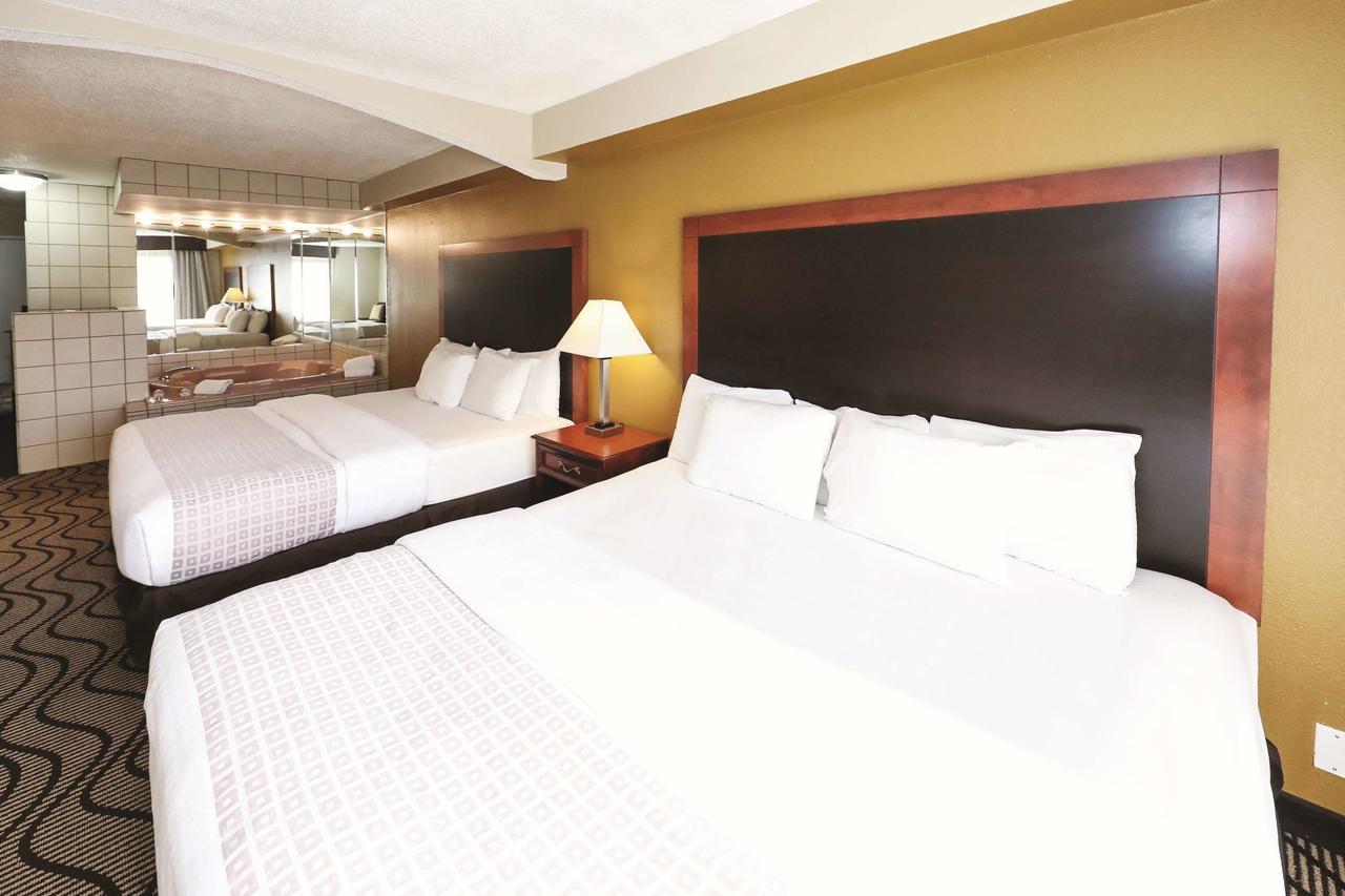 La Quinta Inn By Wyndham Sandusky Near Cedar Point - thumb 13