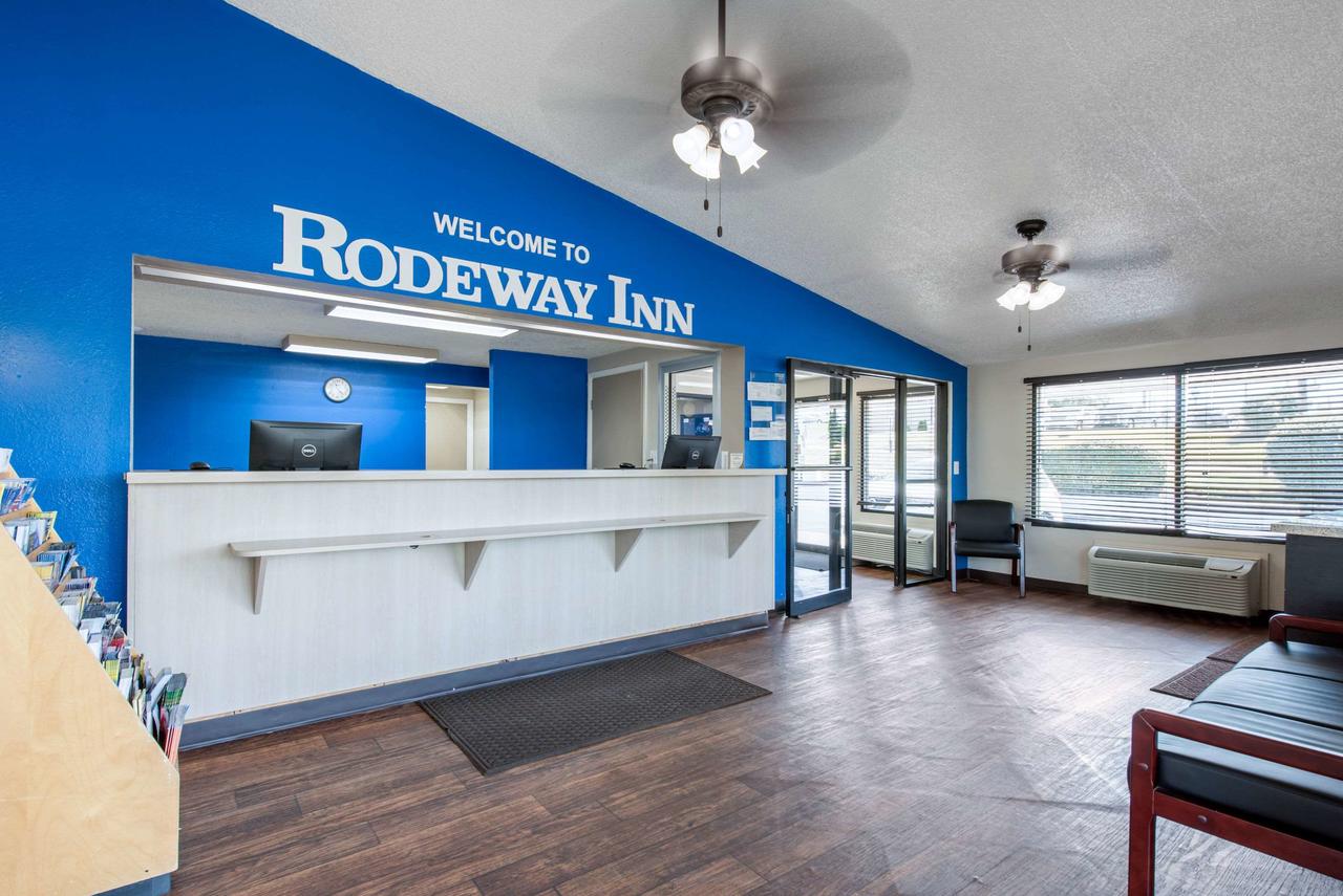Rodeway Inn Sharonville - thumb 24