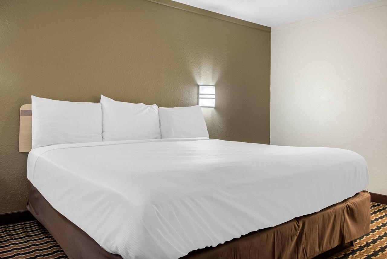 Rodeway Inn Sharonville - thumb 28
