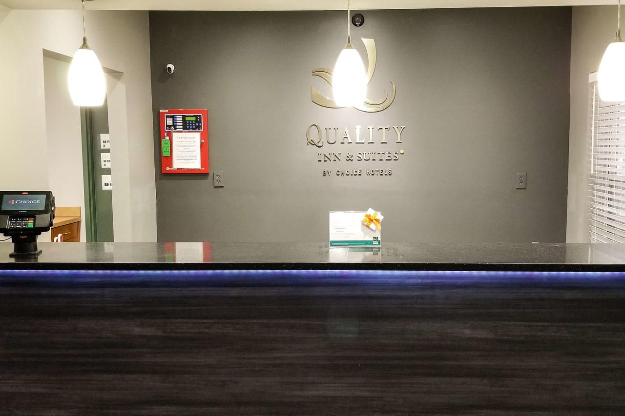 Quality Inn & Suites Cincinnati Sharonville - thumb 12