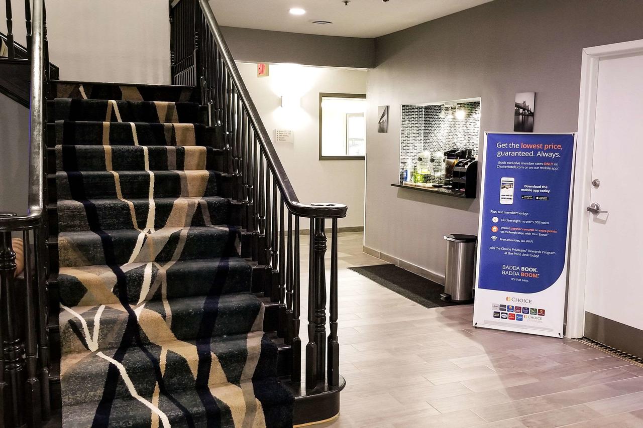 Quality Inn & Suites Cincinnati Sharonville - thumb 25
