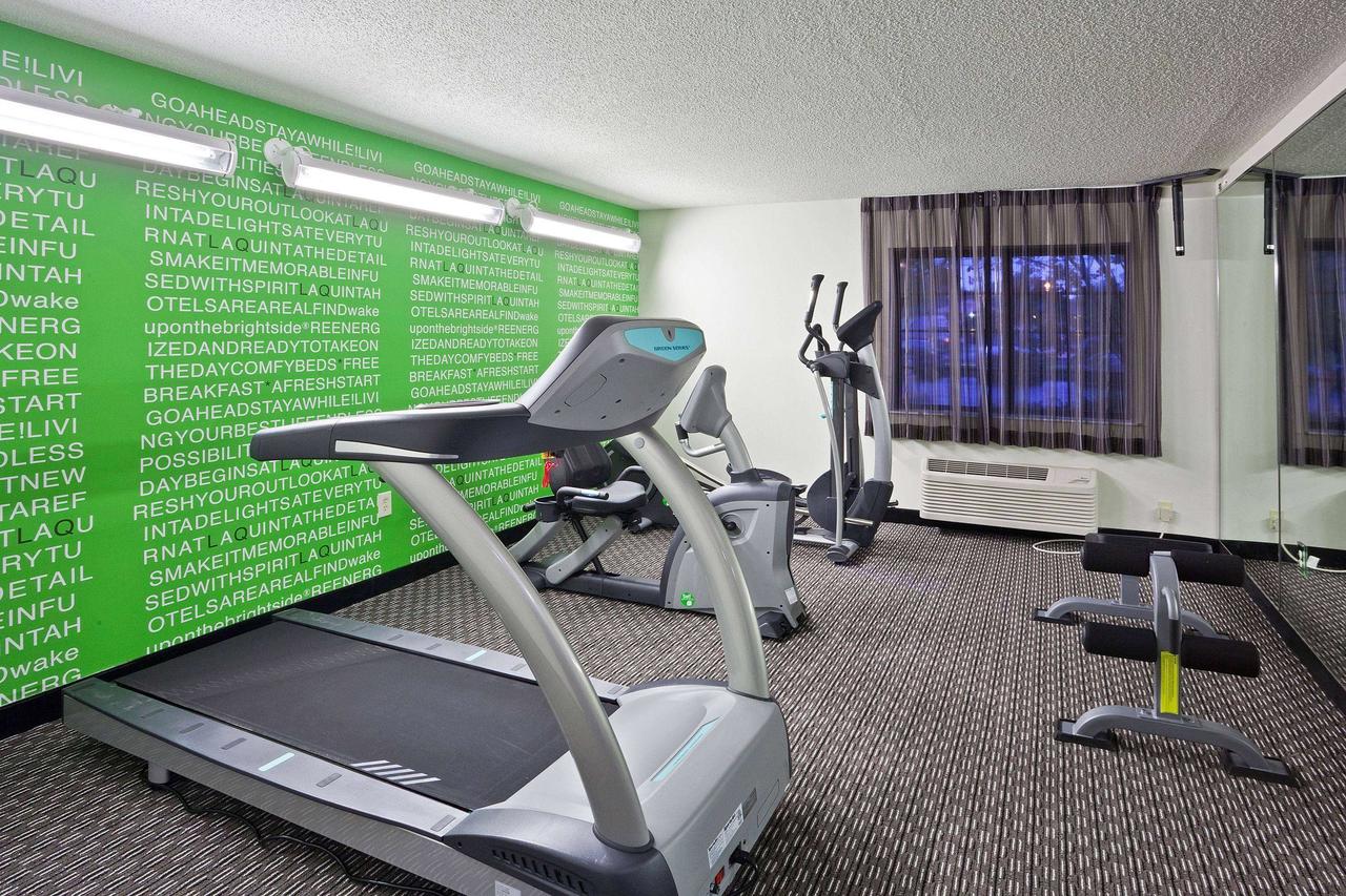 La Quinta By Wyndham Cleveland Macedonia - thumb 10