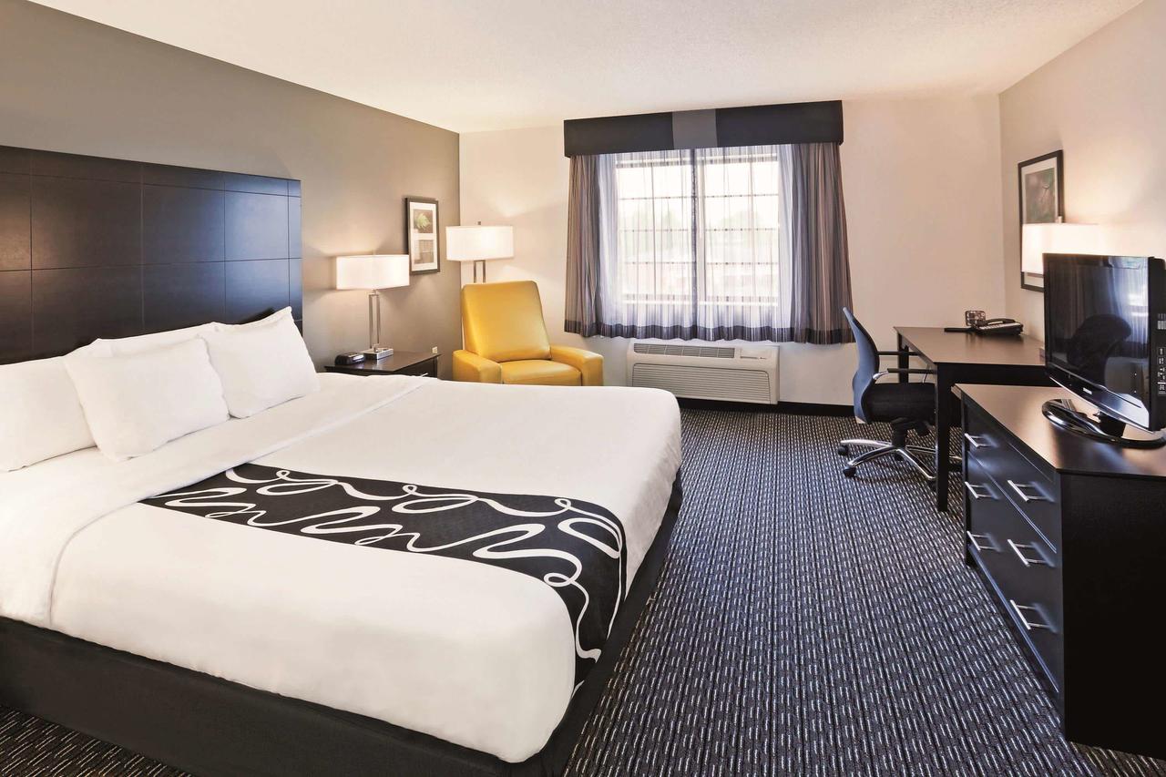 La Quinta By Wyndham Cleveland Macedonia - thumb 1