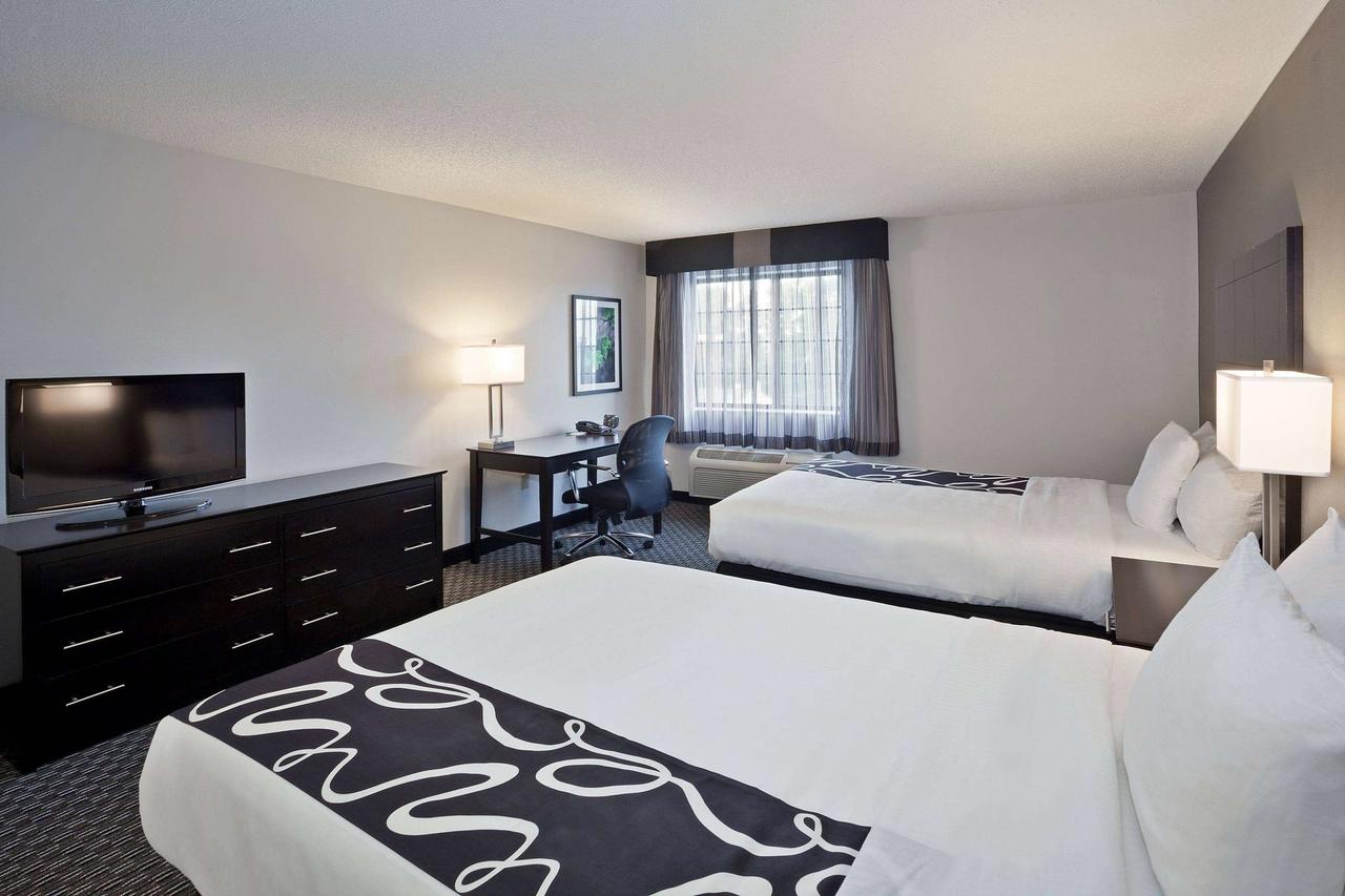 La Quinta By Wyndham Cleveland Macedonia - thumb 7