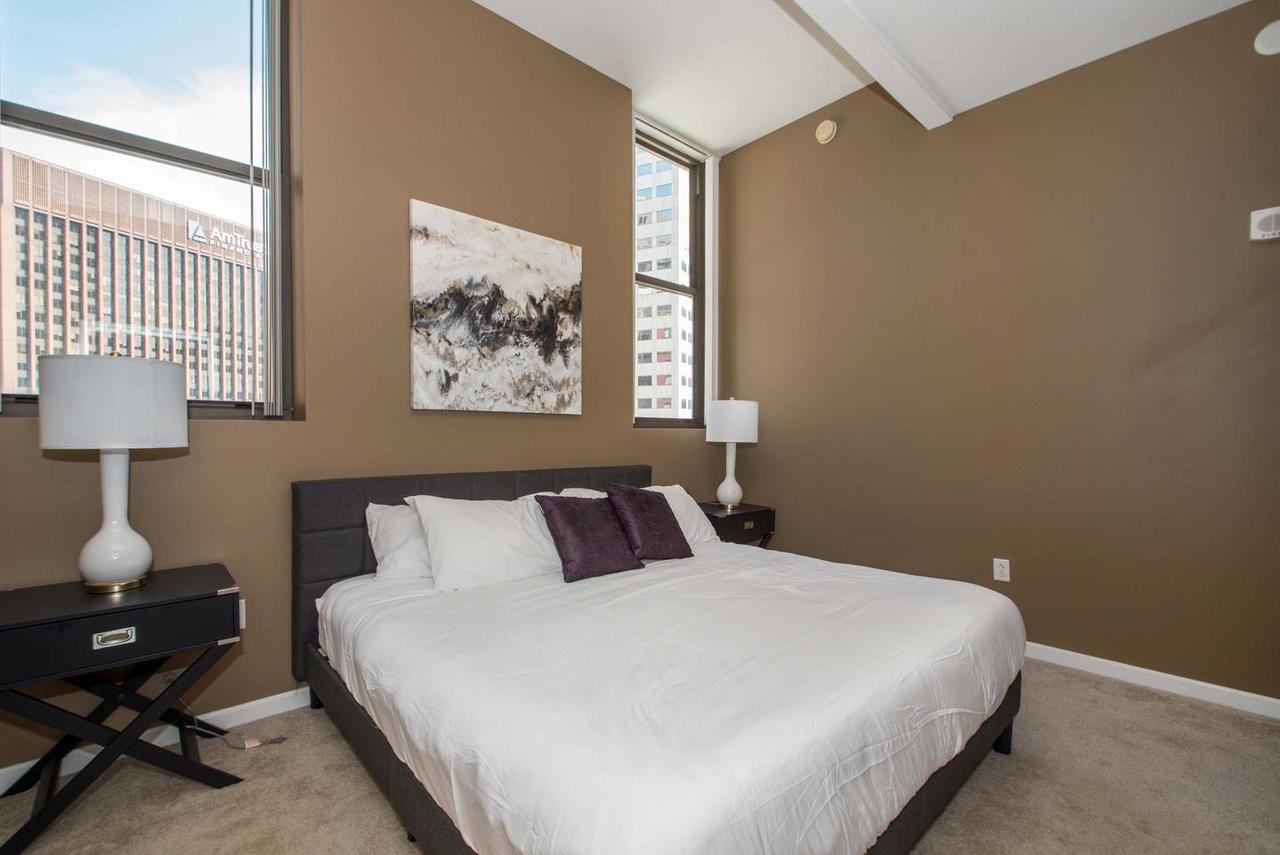 Prime 2 BR Downtown Charmer - thumb 16