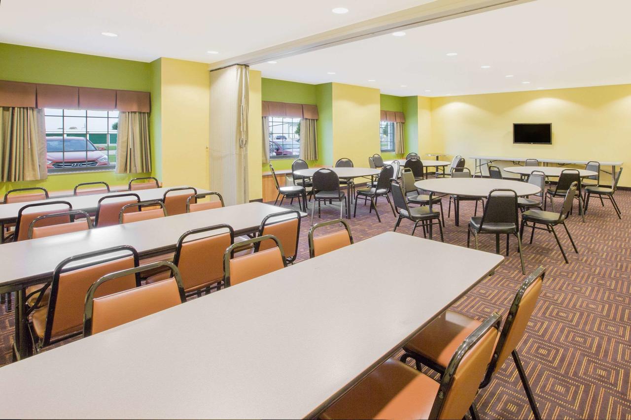 Microtel Inn & Suites By Wyndham Delphos - thumb 30