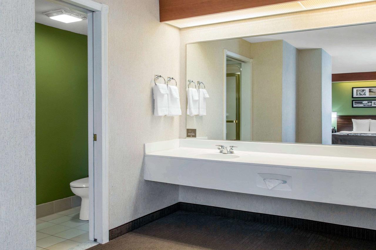 Sleep Inn & Suites Oregon - thumb 3